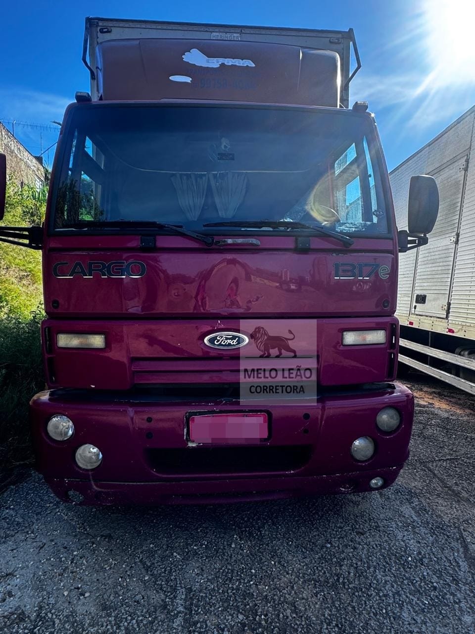 Caminhão Baú Ford Cargo 1317 4x2 2009 - Imagem 2
