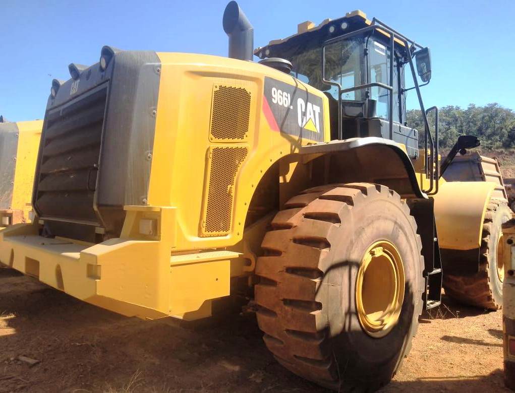 Pá Carregadeira Caterpillar  966L 2019 - Imagem 1