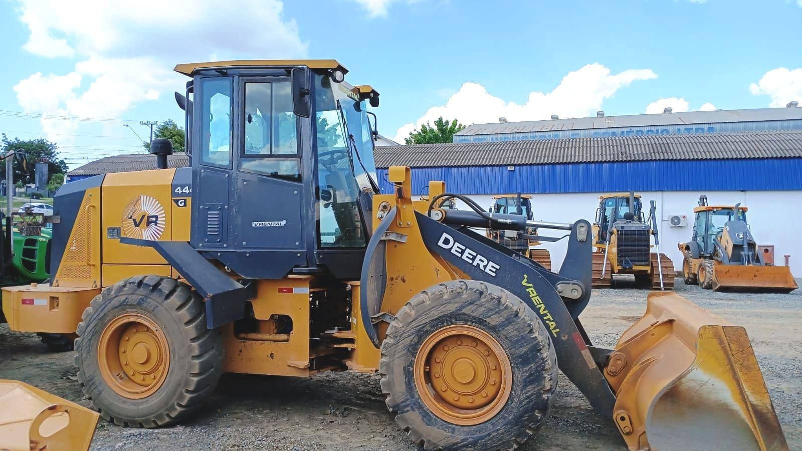 Pá Carregadeira John Deere 444G 2022 - Imagem 2
