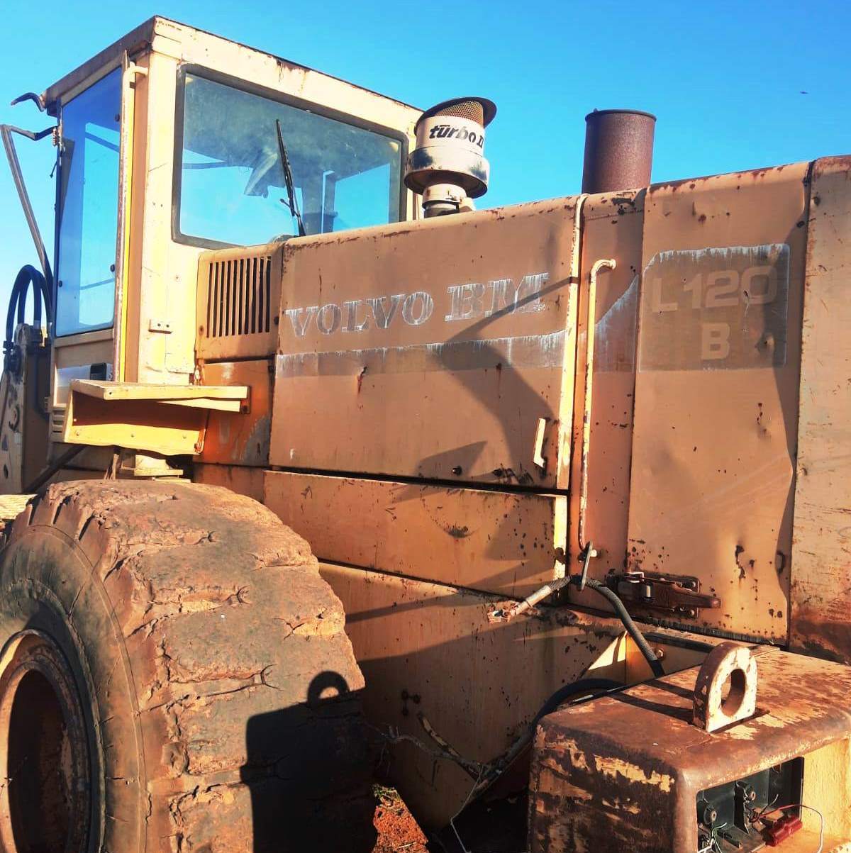 Pá Carregadeira Volvo L120 1997 - Imagem 1