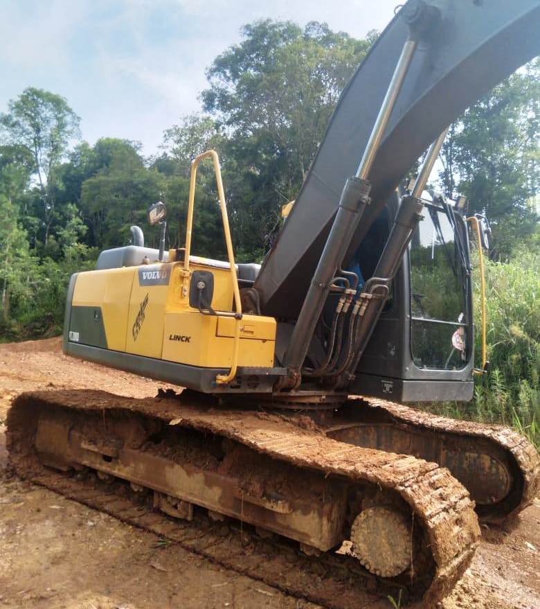 Escavadeira Volvo EC200 2020 - Imagem 2