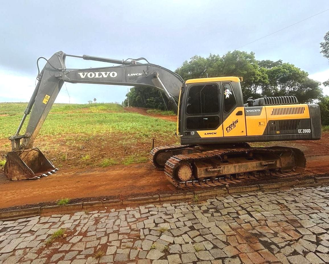 Escavadeira Volvo EC200 2020 - Imagem 11