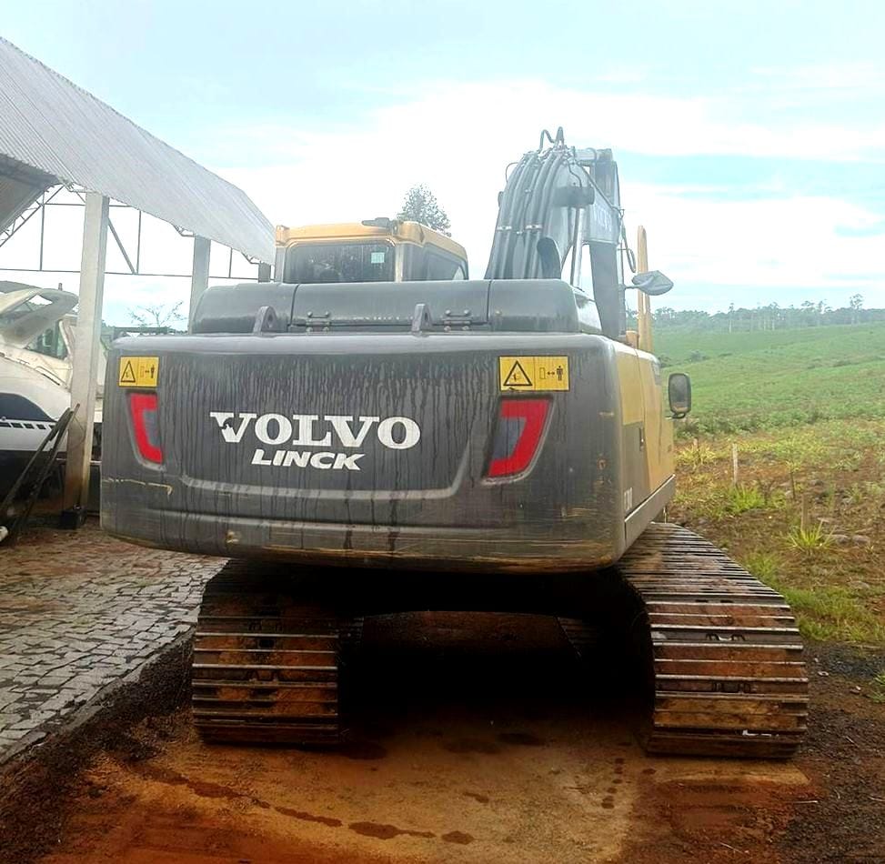 Escavadeira Volvo EC200 2020 - Imagem 12