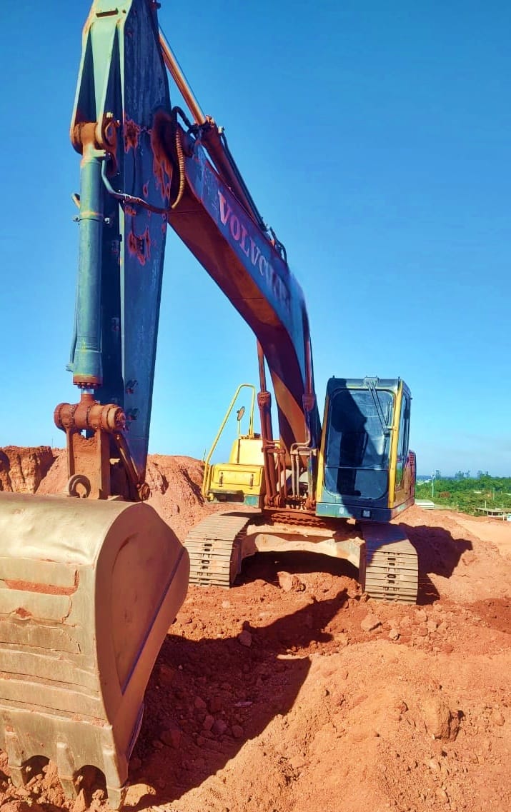 Escavadeira Volvo EC210 2011 - Imagem 4