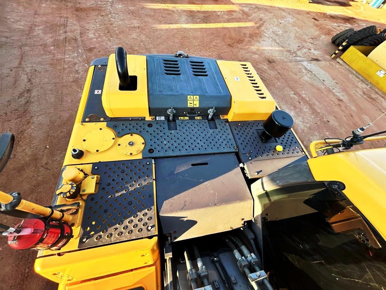 Escavadeira Volvo EC220 2020 - Imagem 6