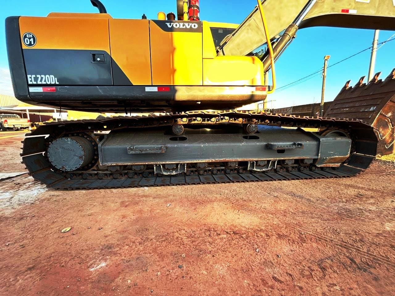 Escavadeira Volvo EC220 2020 - Imagem 12