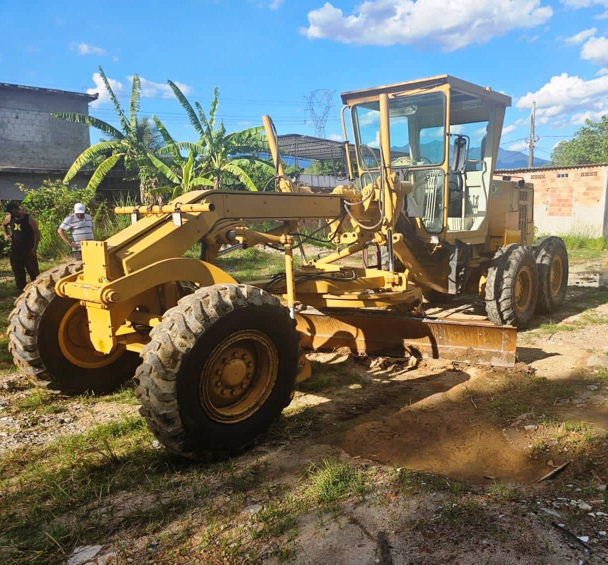 Motoniveladora Caterpillar 120H 1998 - Imagem 2