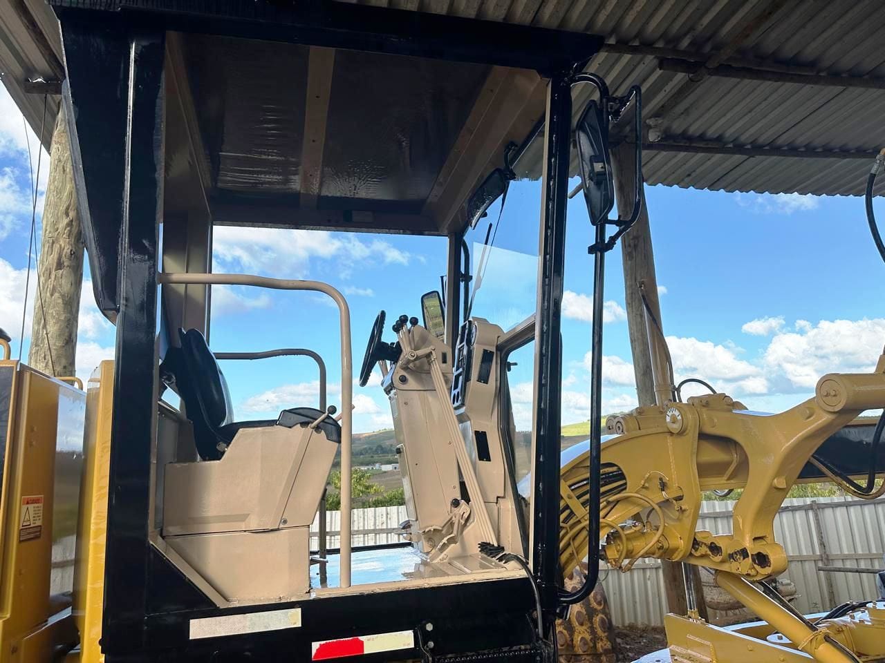 Motoniveladora Caterpillar 120H 2009 - Imagem 5