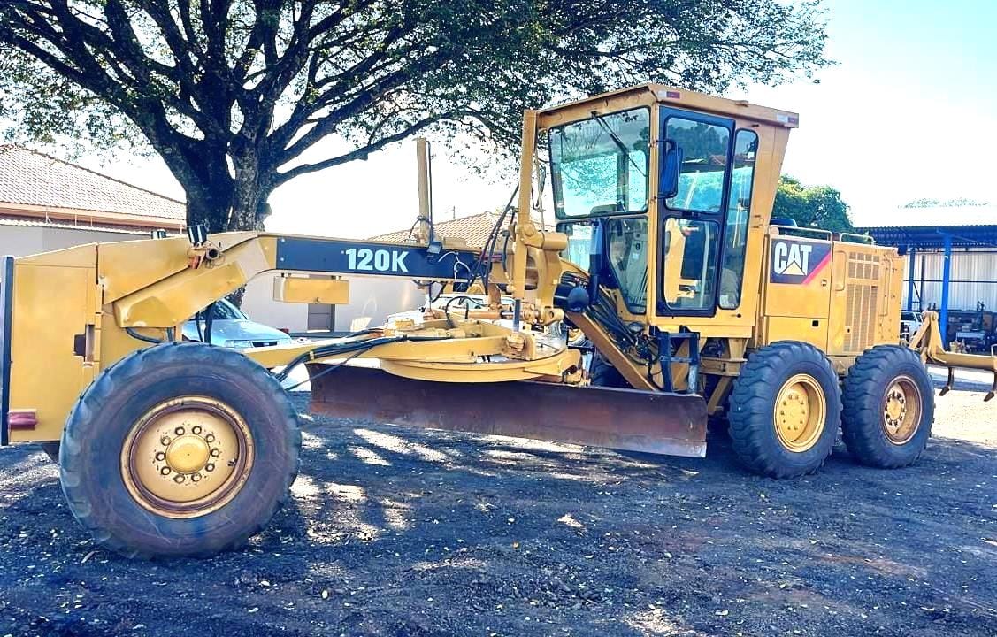 Motoniveladora Caterpillar 120K 2010 - Imagem 1