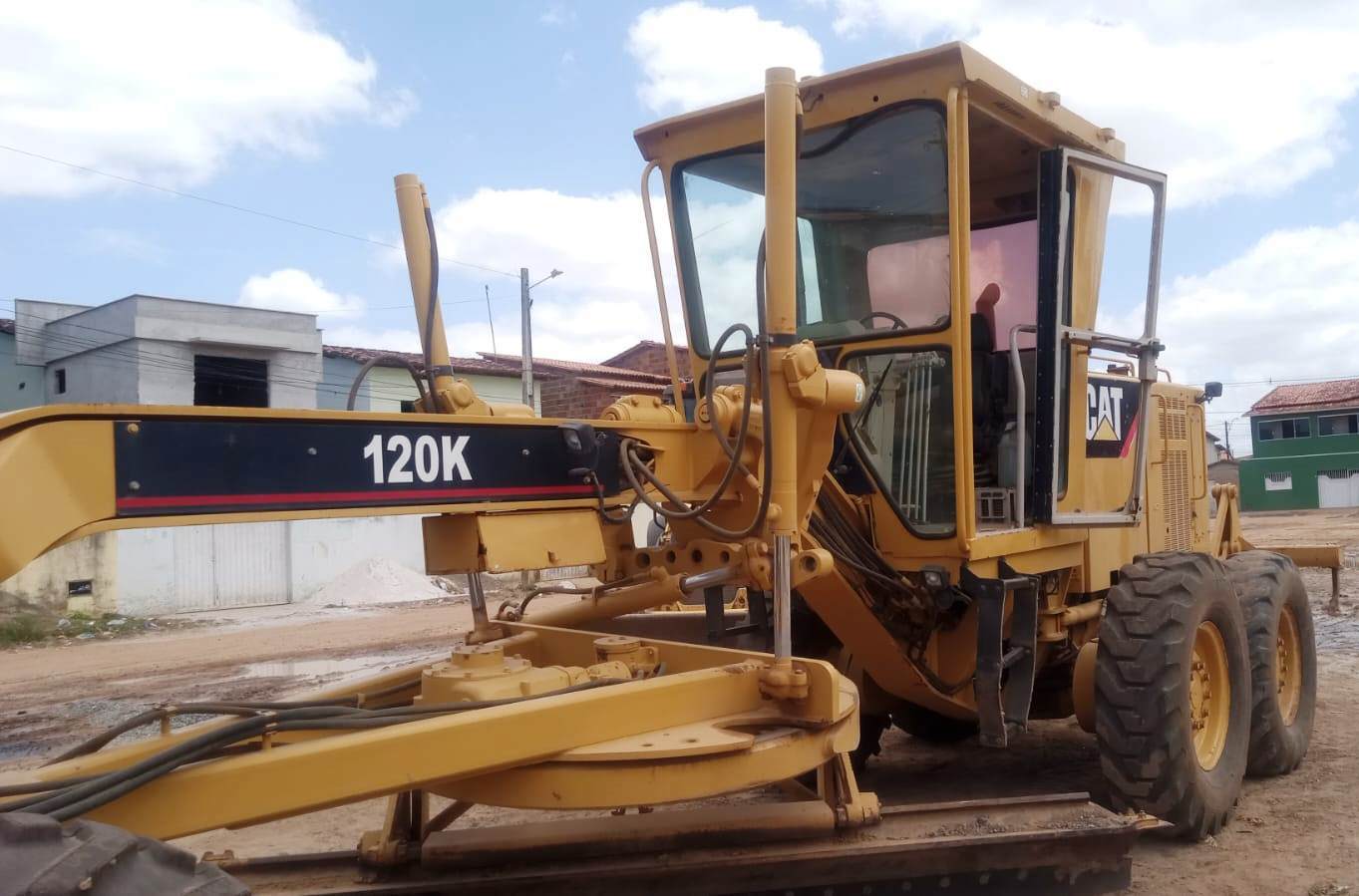 Motoniveladora Caterpillar 120K 2013 - Imagem 2