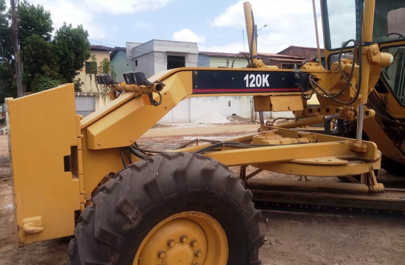 Motoniveladora Caterpillar 120K 2013 - Imagem 3