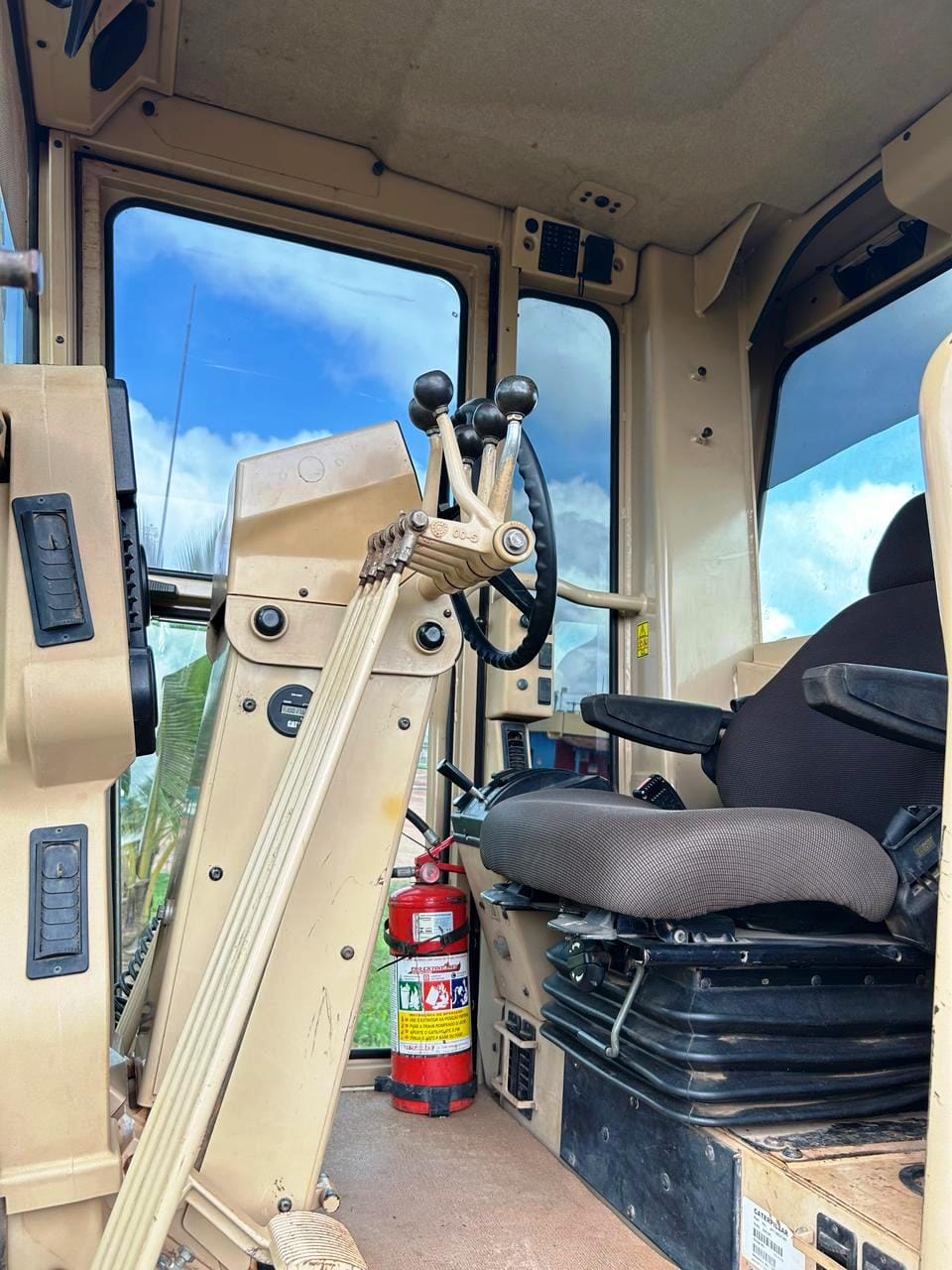 Motoniveladora Caterpillar 120K 2015 - Imagem 11