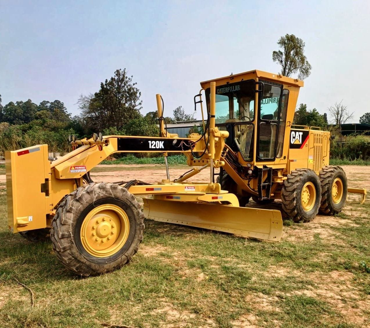 Motoniveladora Caterpillar 120K 2016 - Imagem 1