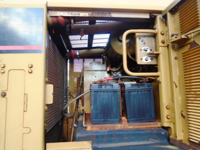 Motoniveladora Caterpillar 12H 2004 - Imagem 18