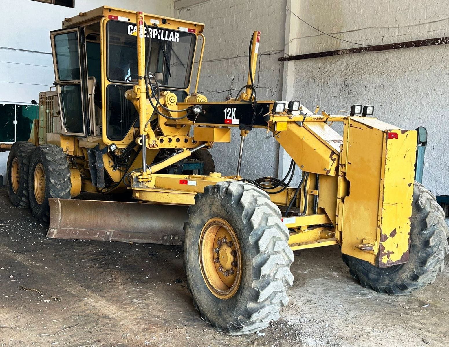 Motoniveladora Caterpillar 12K 2016 - Imagem 1