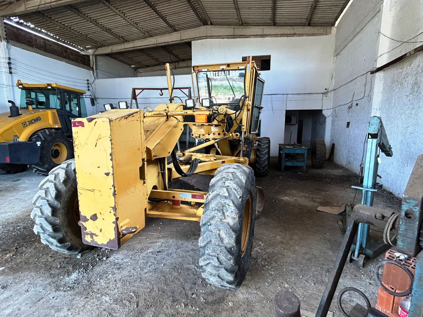 Motoniveladora Caterpillar 12K 2016 - Imagem 7