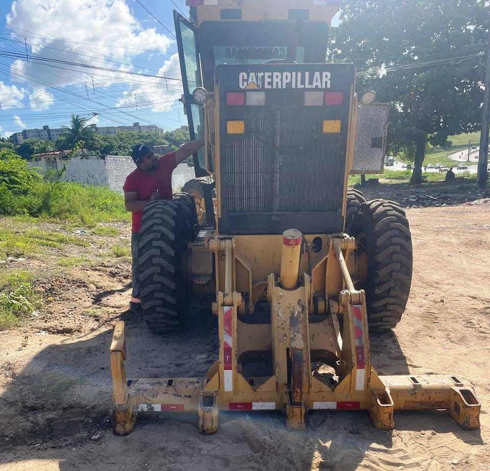 Motoniveladora Caterpillar 12K 2016 - Imagem 11