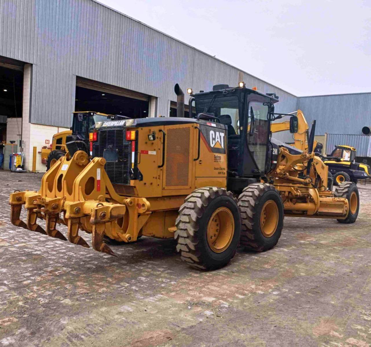 Motoniveladora Caterpillar 12M 2018 - Imagem 3