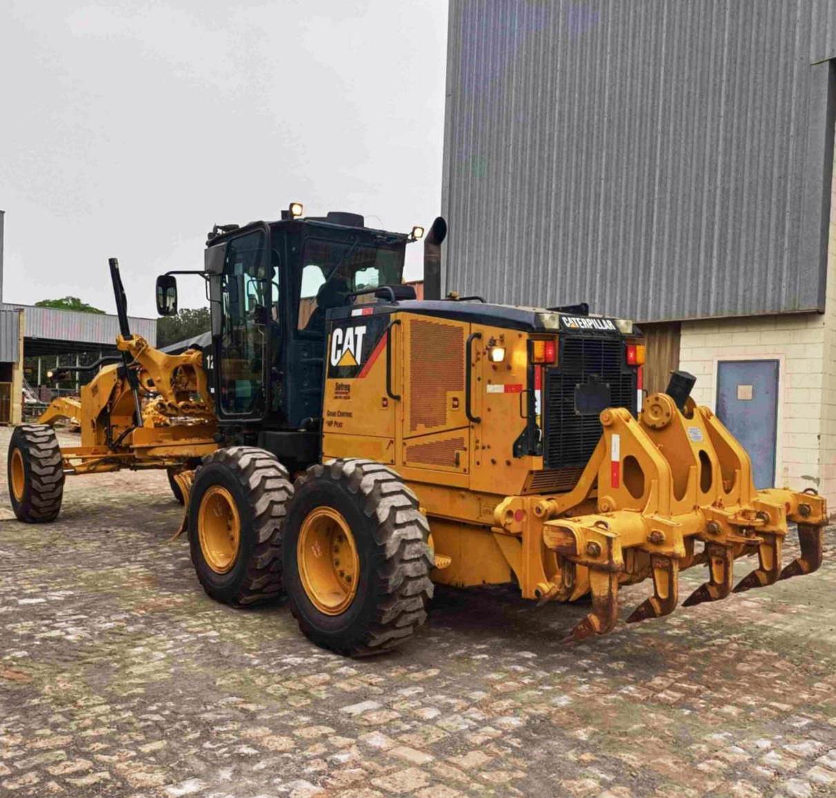 Motoniveladora Caterpillar 12M 2018 - Imagem 4