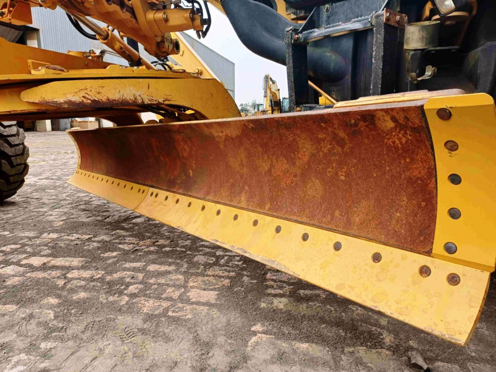Motoniveladora Caterpillar 12M 2018 - Imagem 11