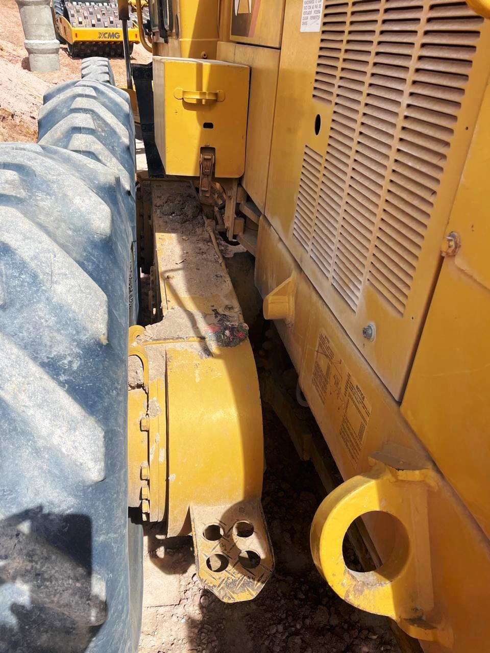 Motoniveladora Caterpillar 140H 2008 - Imagem 18