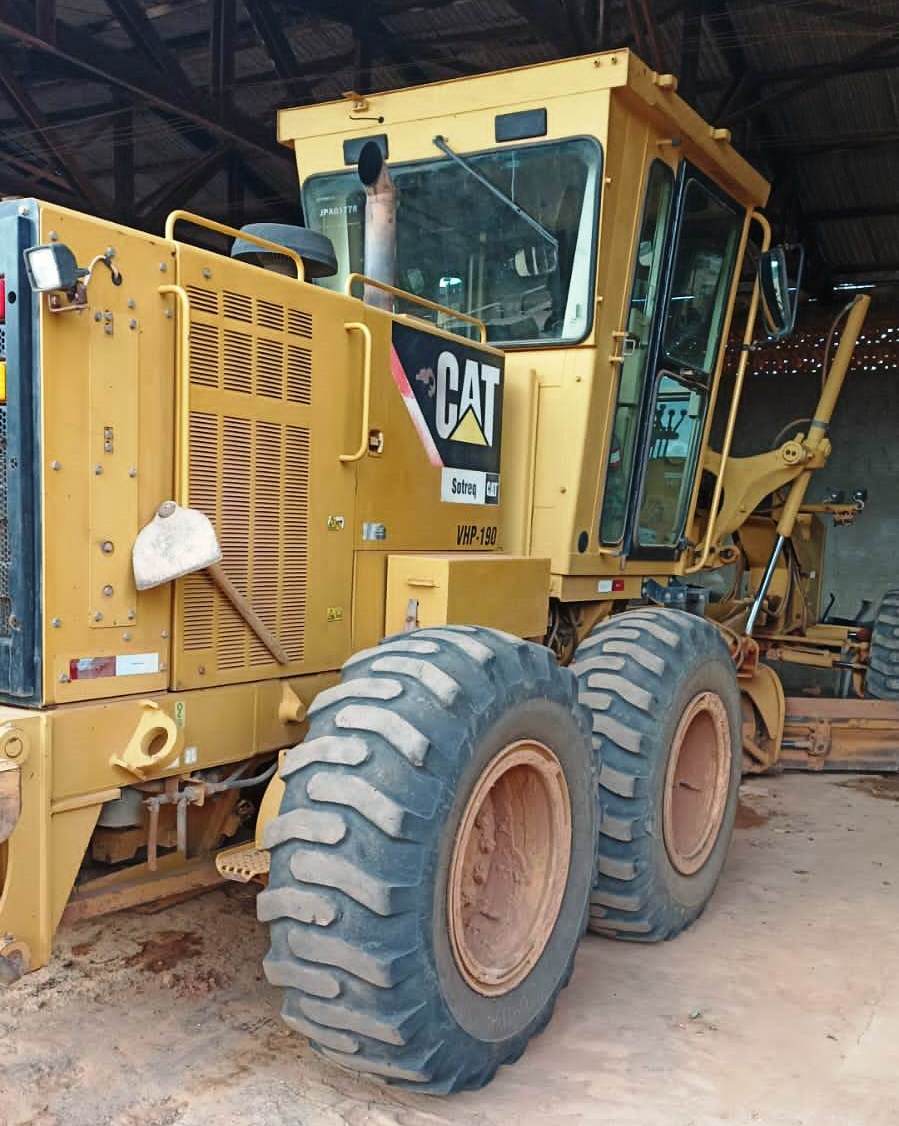 Motoniveladora Caterpillar 140K 2013 - Imagem 2