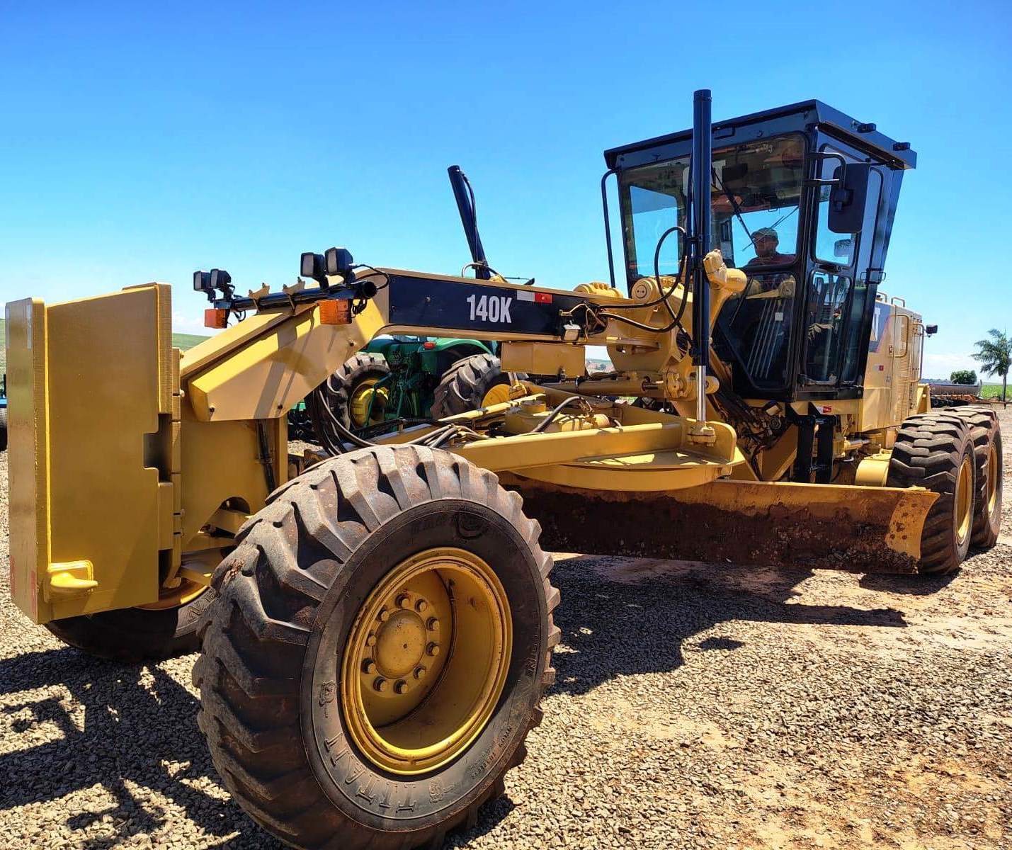 Motoniveladora Caterpillar 140K 2018 - Imagem 2