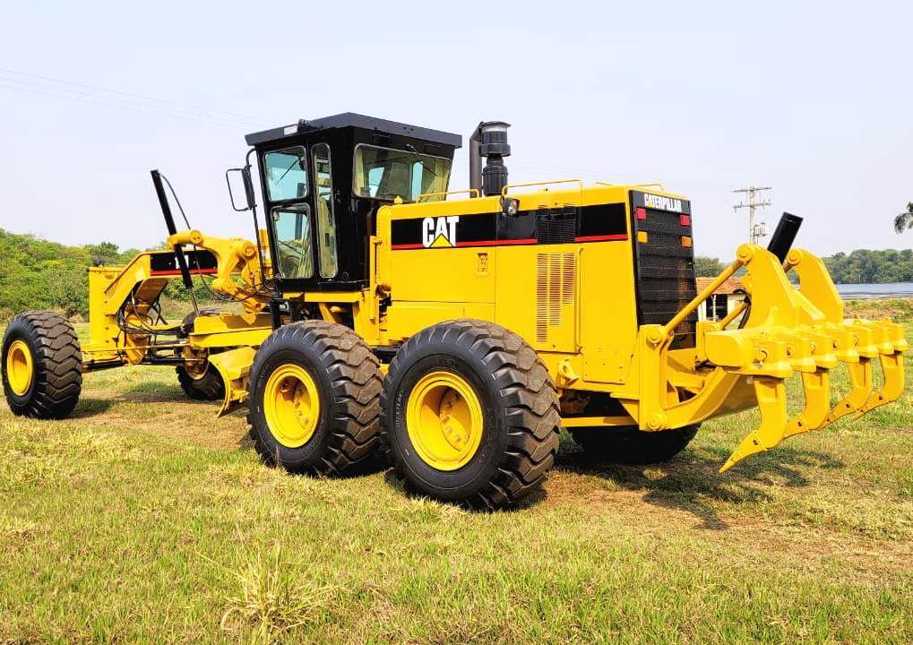Motoniveladora Caterpillar 16H 2001 - Imagem 3