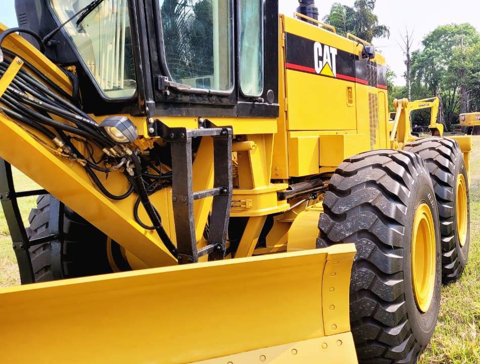 Motoniveladora Caterpillar 16H 2001 - Imagem 12
