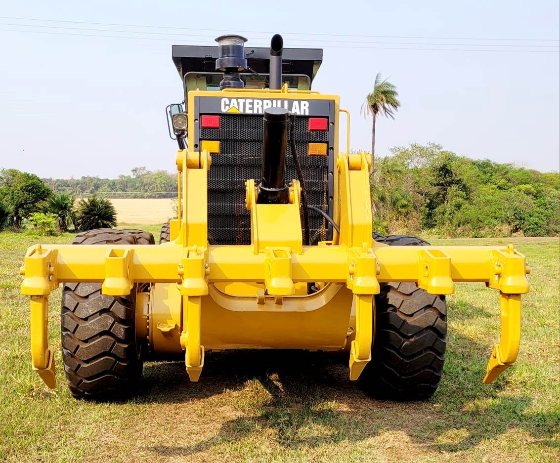 Motoniveladora Caterpillar 16H 2001 - Imagem 15