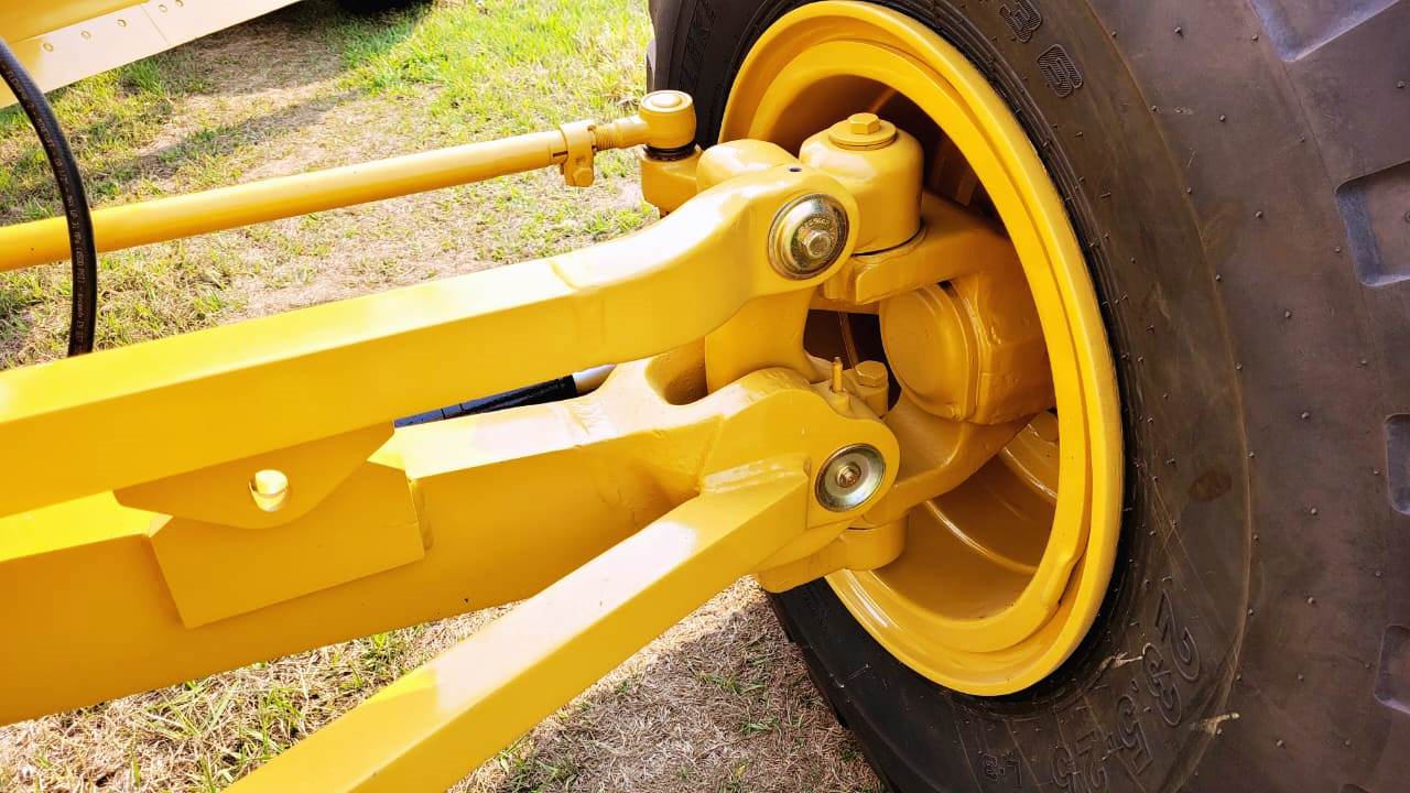 Motoniveladora Caterpillar 16H 2001 - Imagem 19