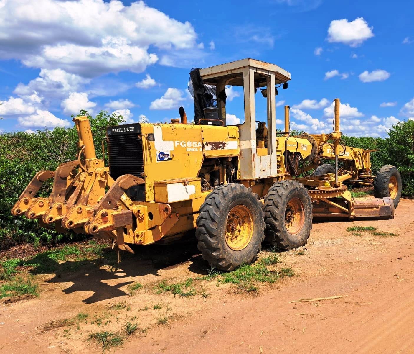 Motoniveladora FIAT FG 85 2003 - Imagem 1