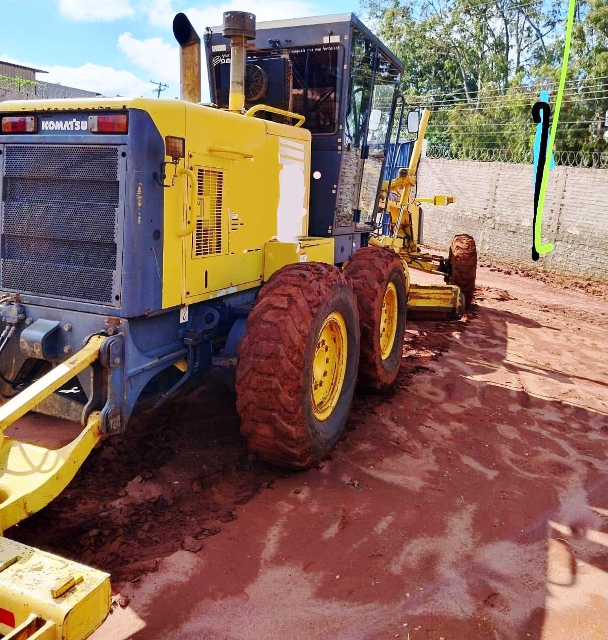 Motoniveladora Komatsu GD555 2011 - Imagem 4