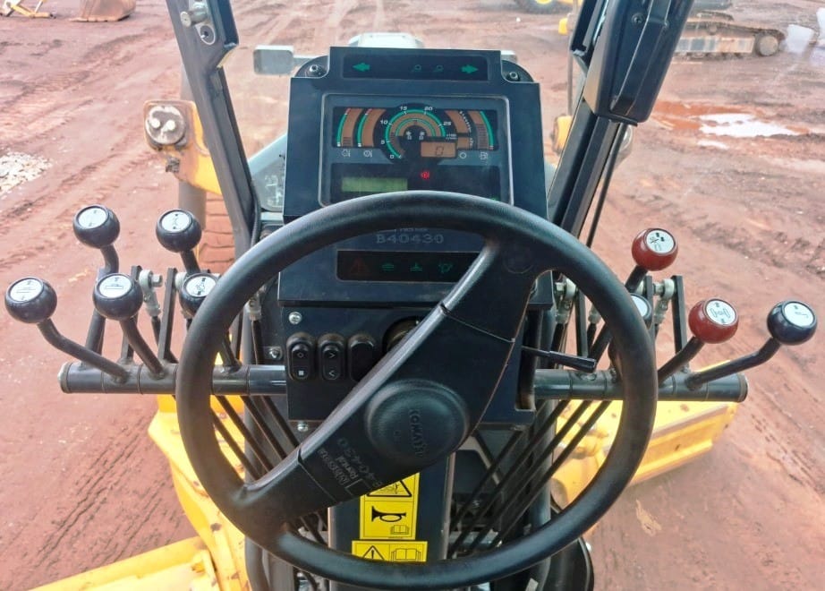 Motoniveladora Komatsu GD655 2023 - Imagem 7