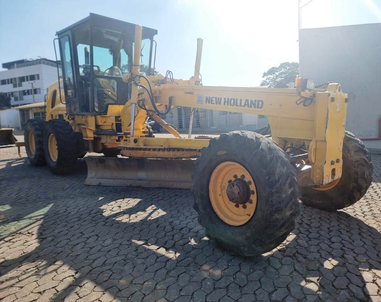 Motoniveladora New Holland RG140 2009 - Imagem 3
