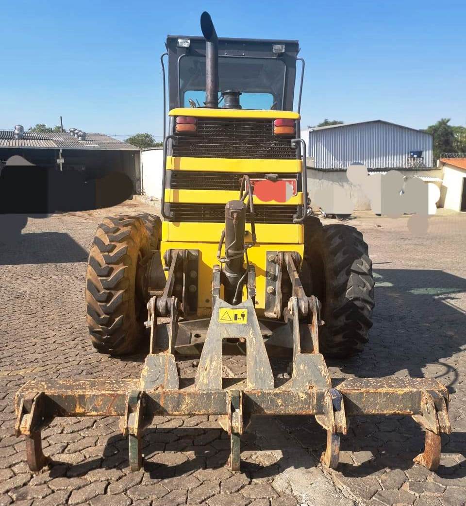 Motoniveladora New Holland RG140 2009 - Imagem 6