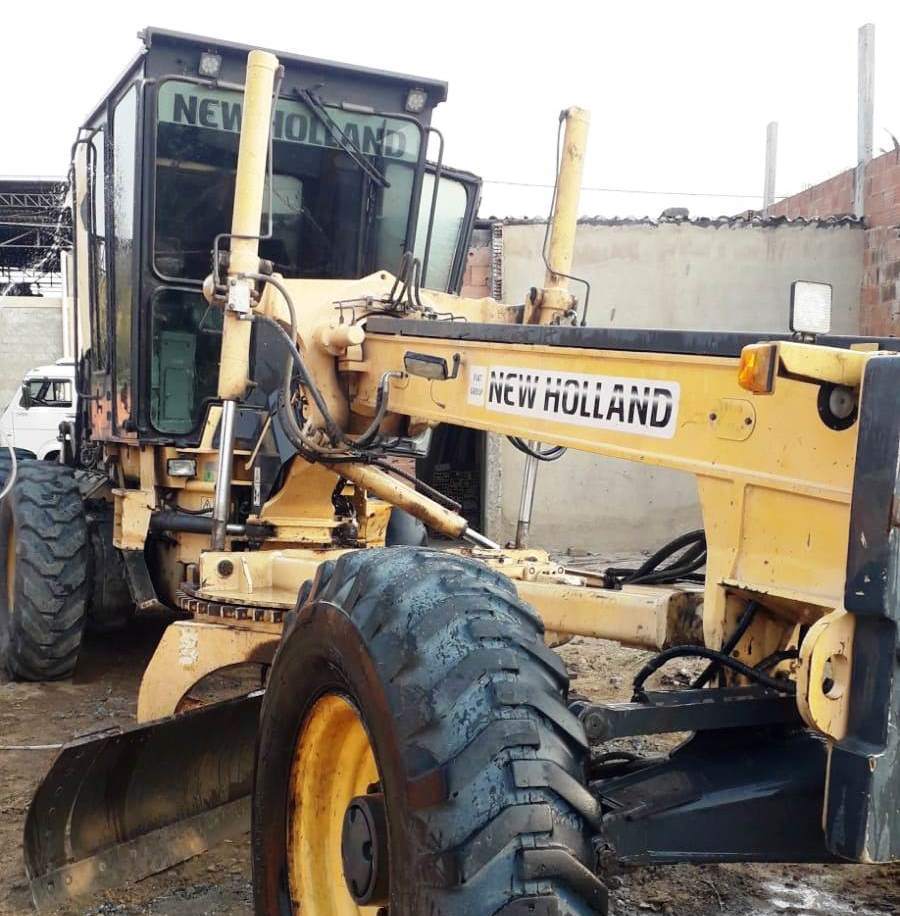Motoniveladora New Holland RG140 2010 - Imagem 1