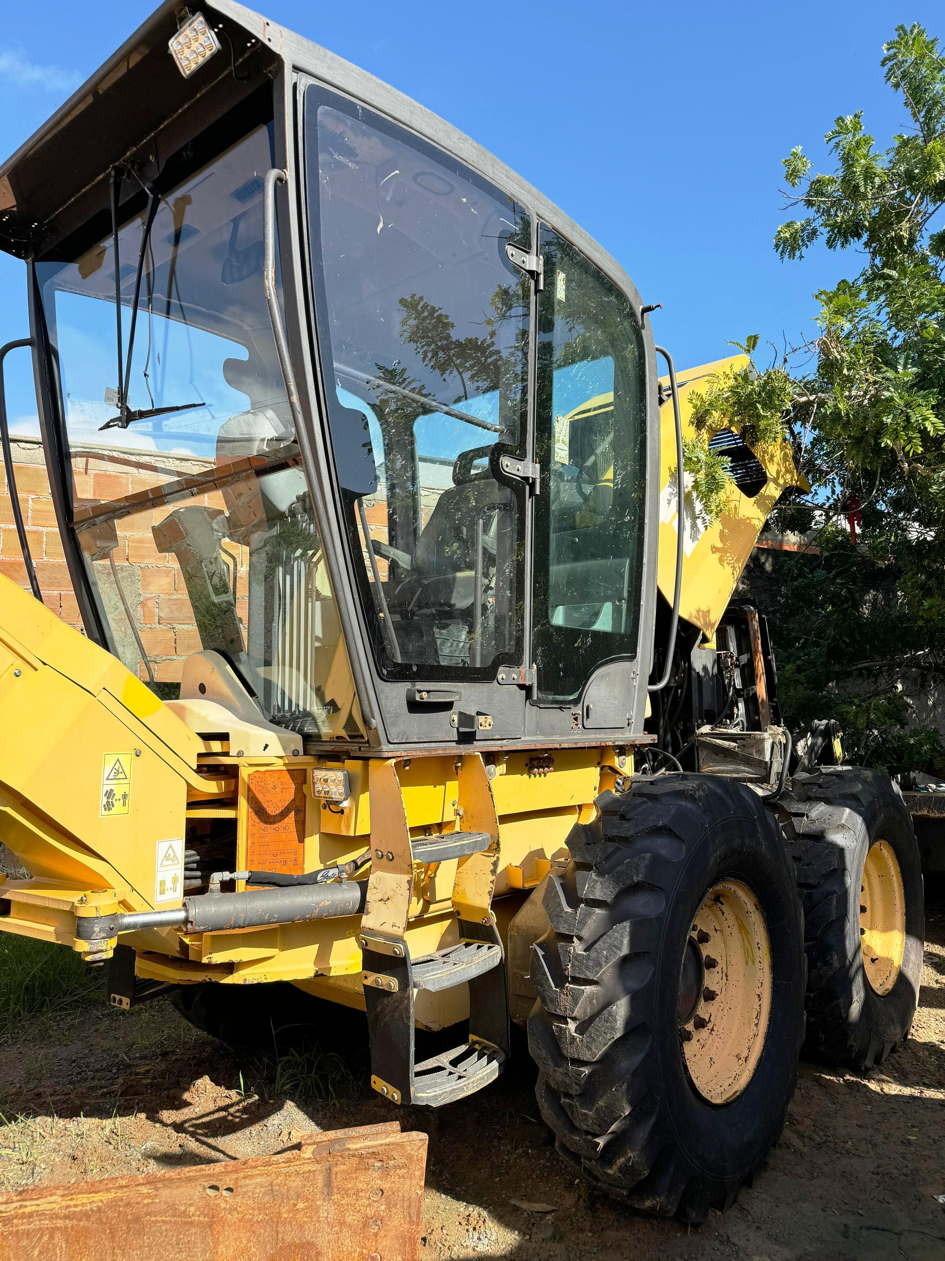 Motoniveladora New Holland RG140 2011 - Imagem 13