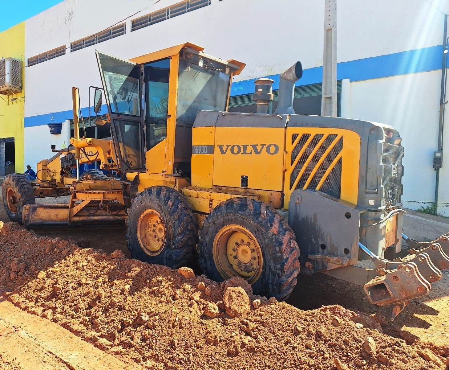Motoniveladora Volvo G930 2013 - Imagem 1