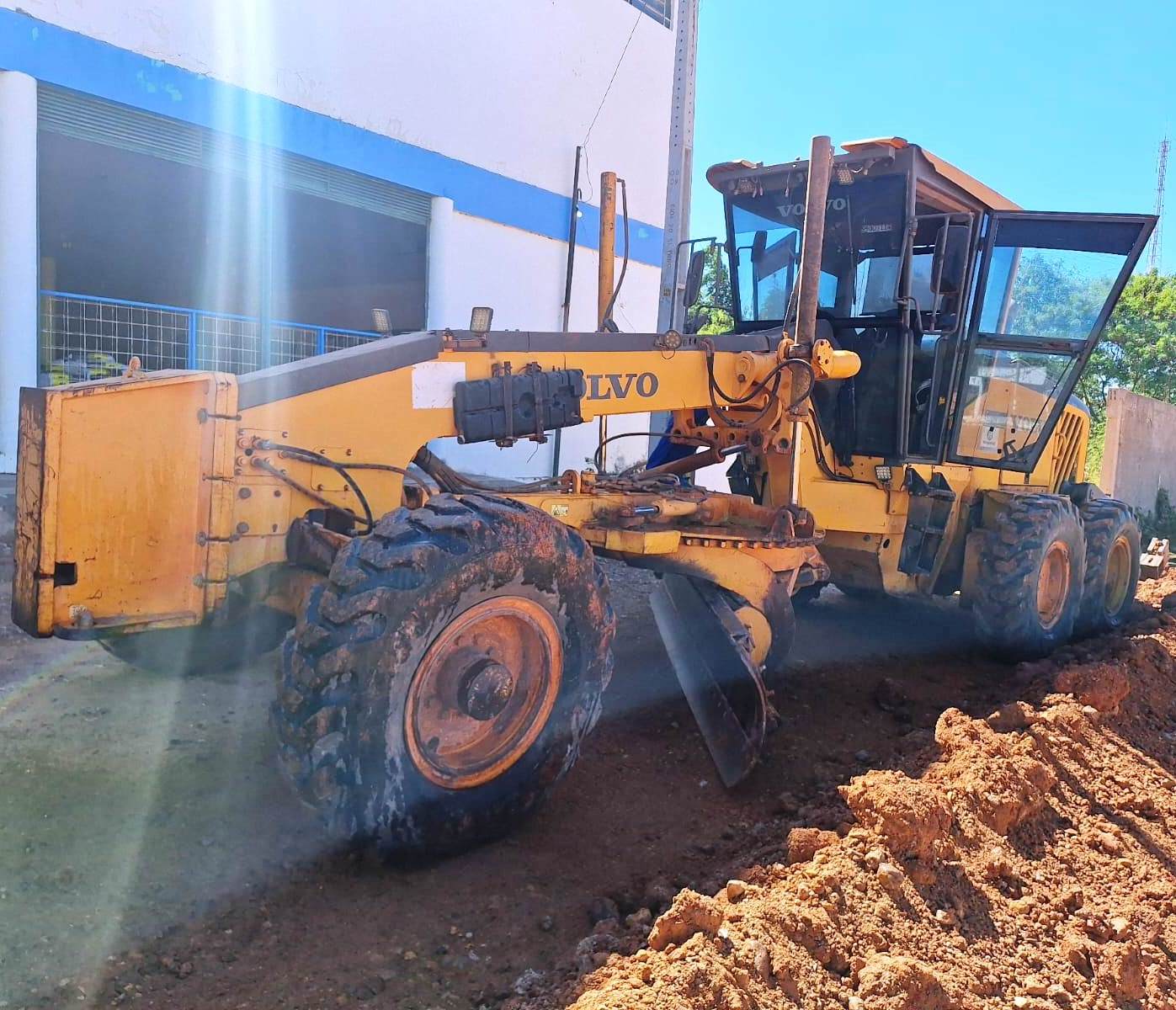 Motoniveladora Volvo G930 2013 - Imagem 2