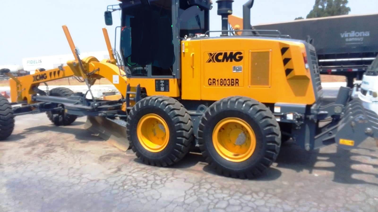 Motoniveladora XCMG GR1803BR 2021 - Imagem 1