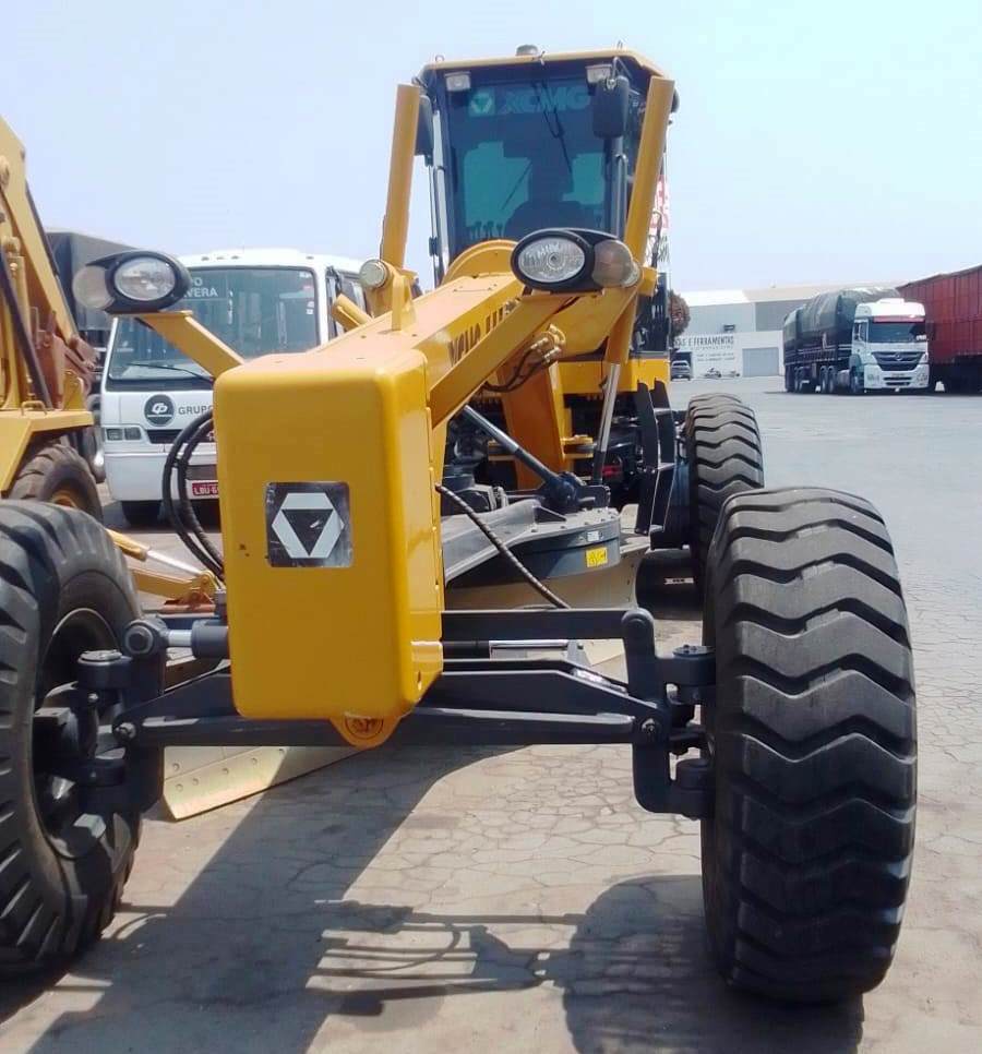 Motoniveladora XCMG GR1803BR 2021 - Imagem 2
