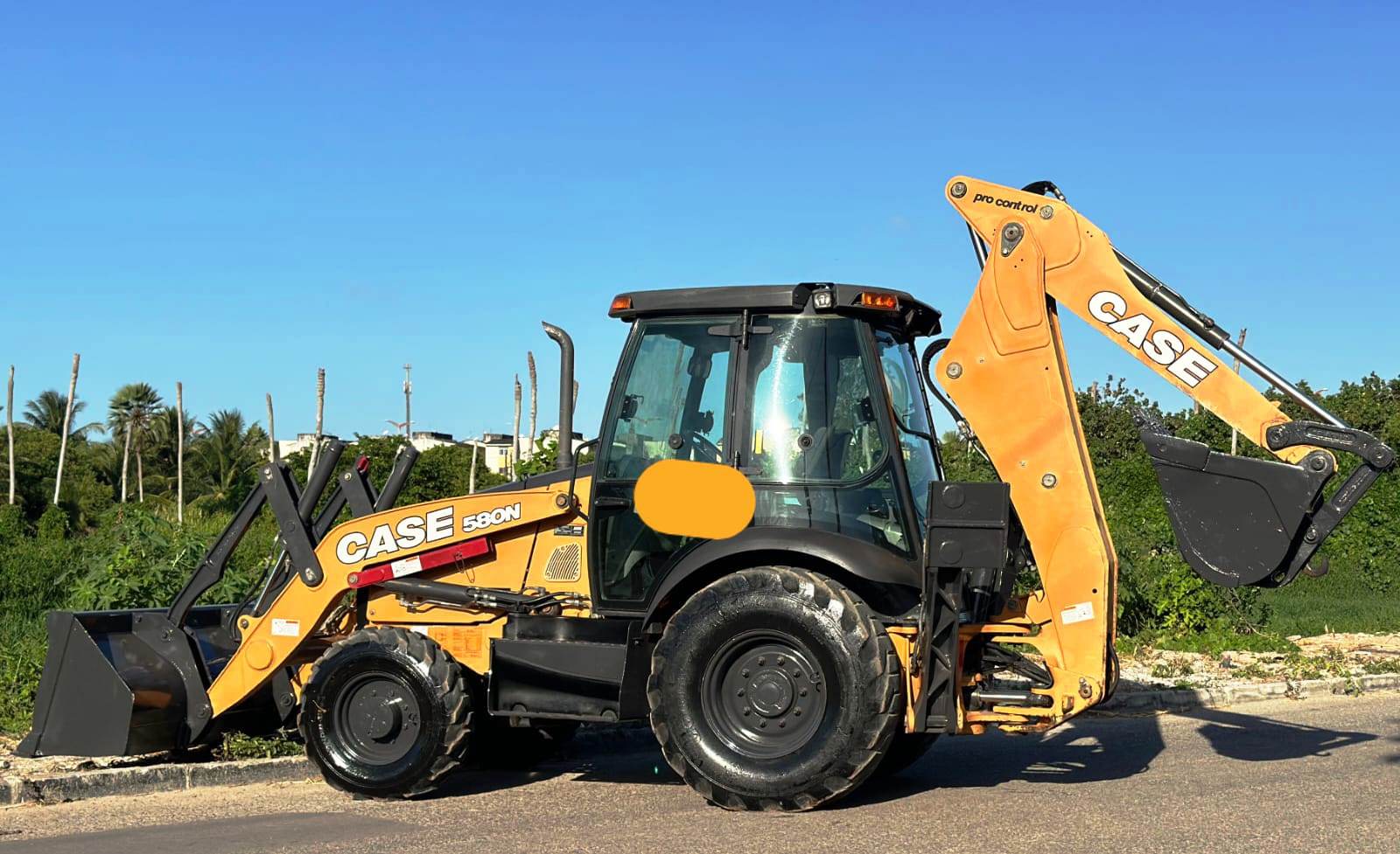 Retroescavadeira Case 580N 2020 - Imagem 3