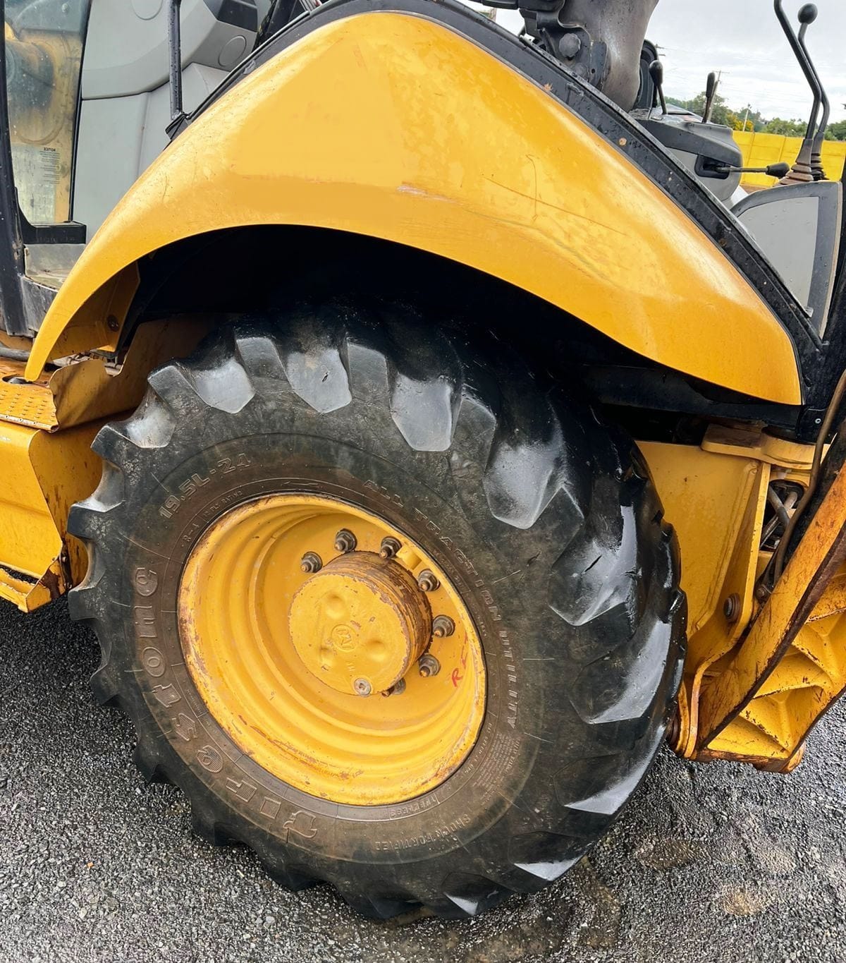 Retroescavadeira Caterpillar 416E 2011 - Imagem 6