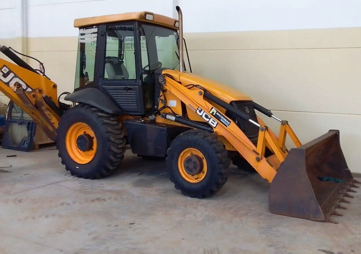 Retroescavadeira JCB 3C 2013 - Imagem 2