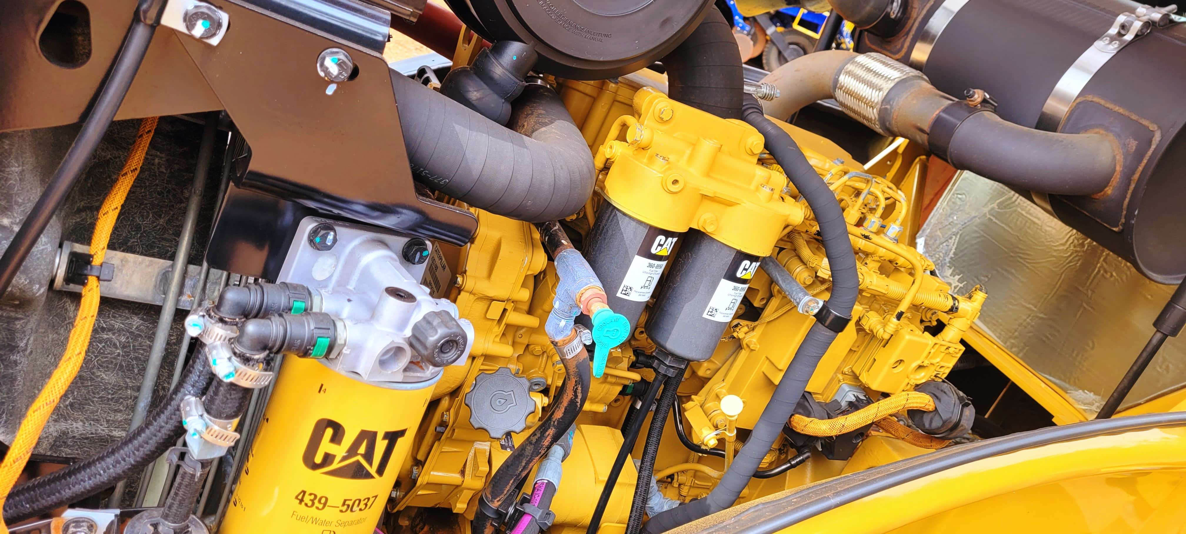Rolo compactador Caterpillar CP54B 2019 - Imagem 10