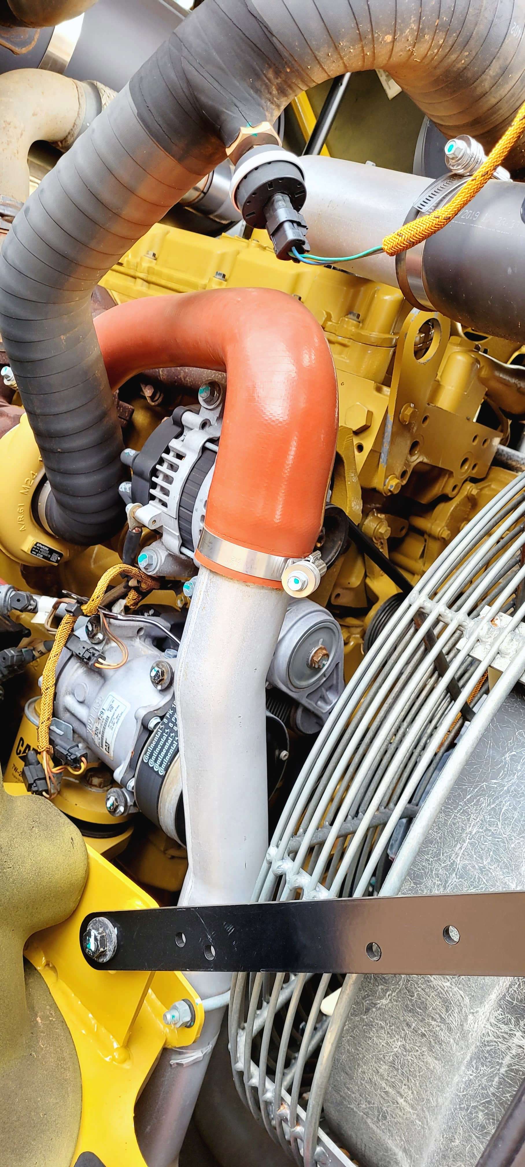 Rolo compactador Caterpillar CP54B 2019 - Imagem 18
