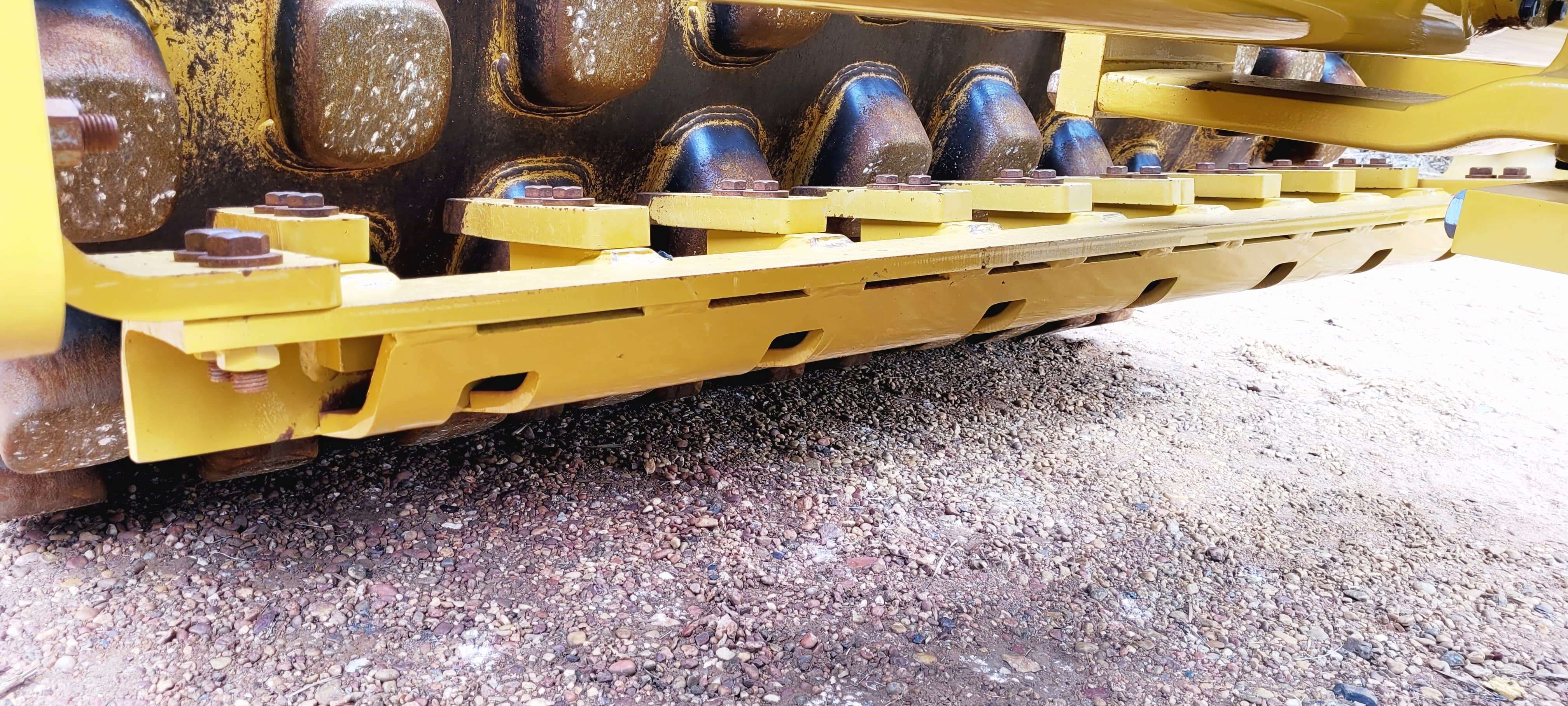 Rolo compactador Caterpillar CP54B 2019 - Imagem 24