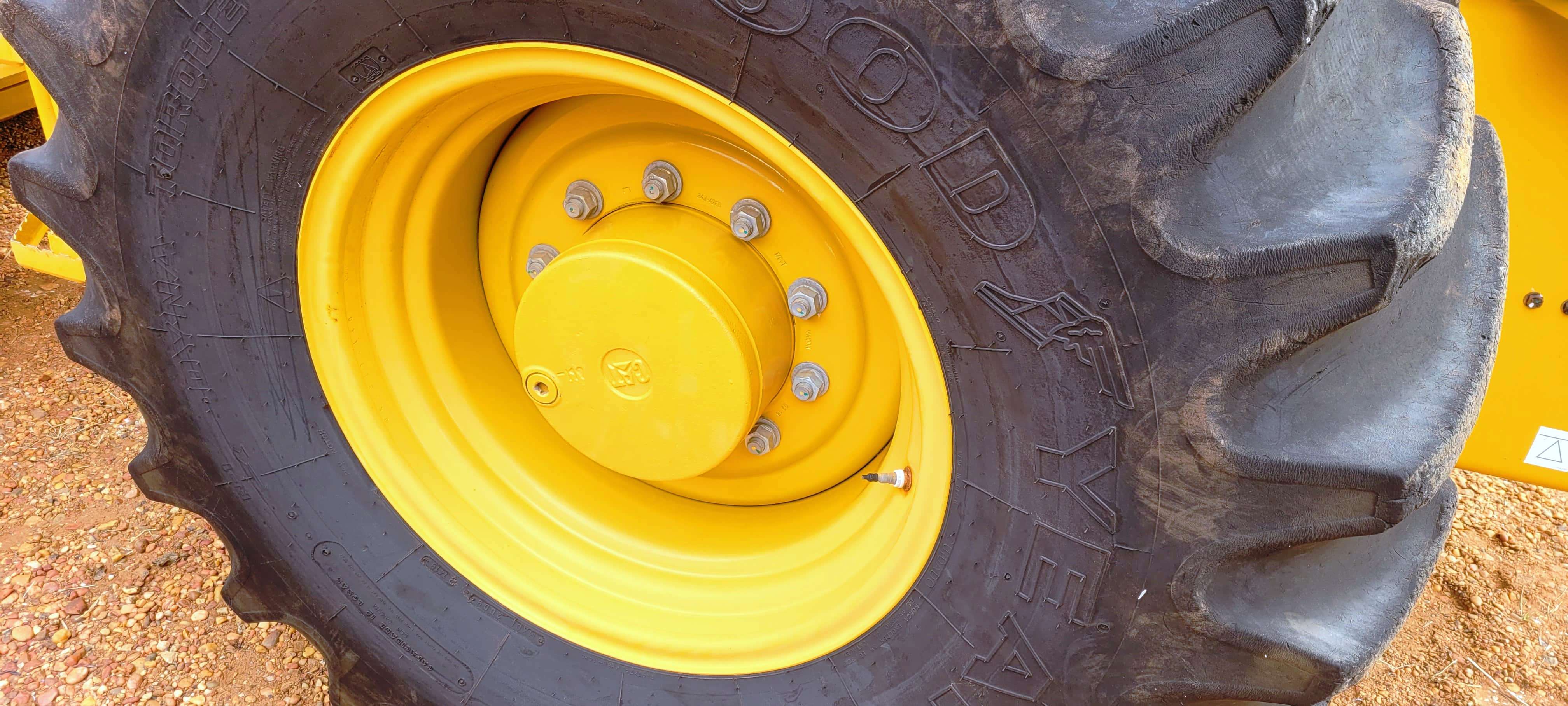 Rolo compactador Caterpillar CP54B 2019 - Imagem 26