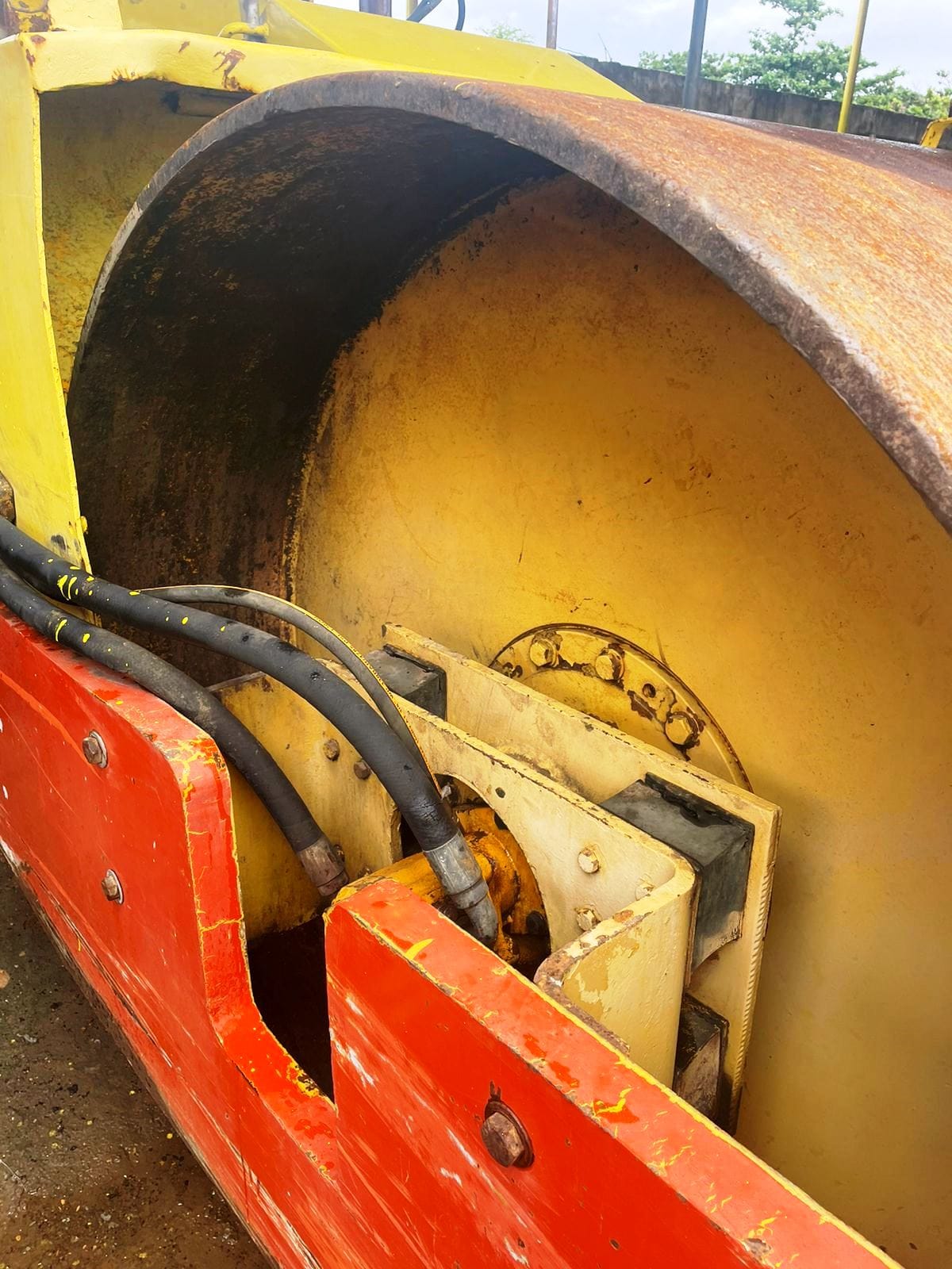 Rolo compactador Dynapac CA25 1986 - Imagem 4